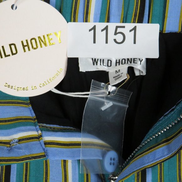 Wild Honey* Women's Elastic Waistband Button/Zipper Closure Lined Shorts~ Medium - Picture 4 of 11